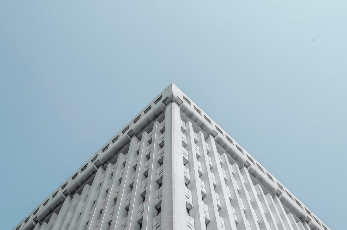 东契奇34+7詹姆斯24分 湖人大胜国王终结三连败